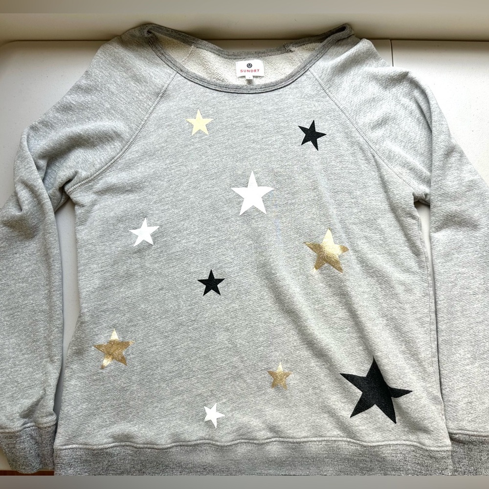 Sundry "Star" Sweatshirt w/ Black, White. & Gold Stars! size 2